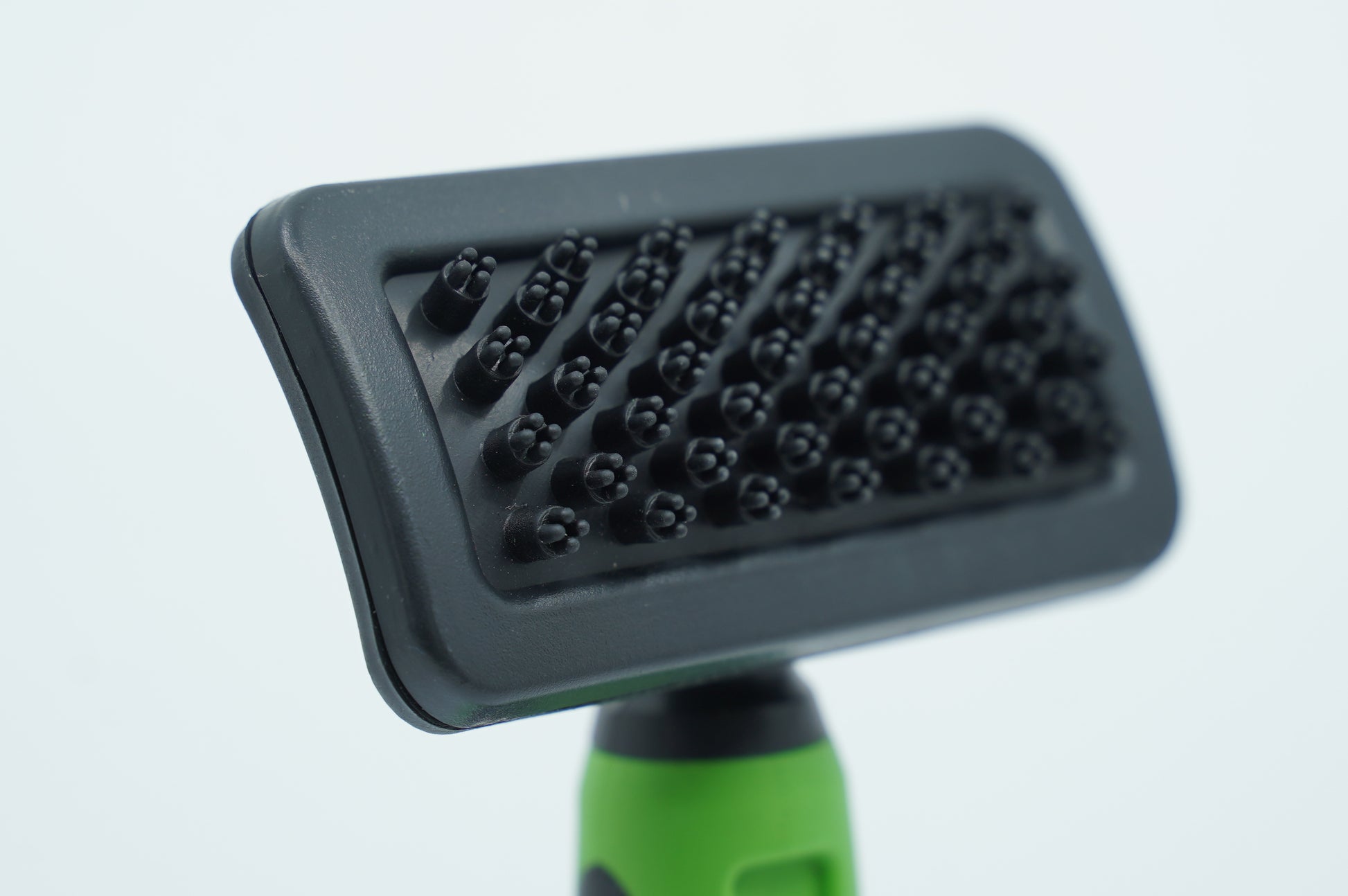 Гребінець-щітка для собак та котів Mr.Fluffy Pet massage brush, medium