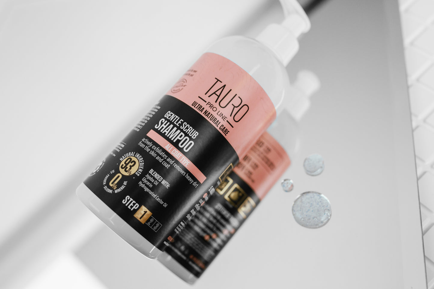 Tauro Pro Line Ultra Natural Care Gentle Scrub Shampoo Делікатний шампунь-скраб для шерсті та шкіри собак і котів, 400 м