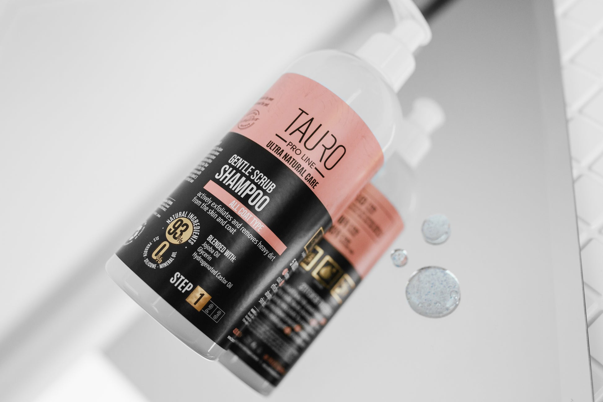Tauro Pro Line Ultra Natural Care Gentle Scrub Shampoo Делікатний шампунь-скраб для шерсті та шкіри собак і котів, 1000 