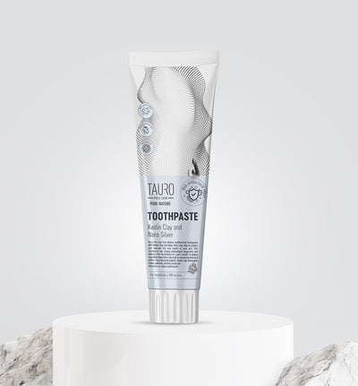 Tauro Pro Line Pure Nature Антибактеріальна зубна паста з каоліном та наночастинками срібла для собак і котів, 100 мл